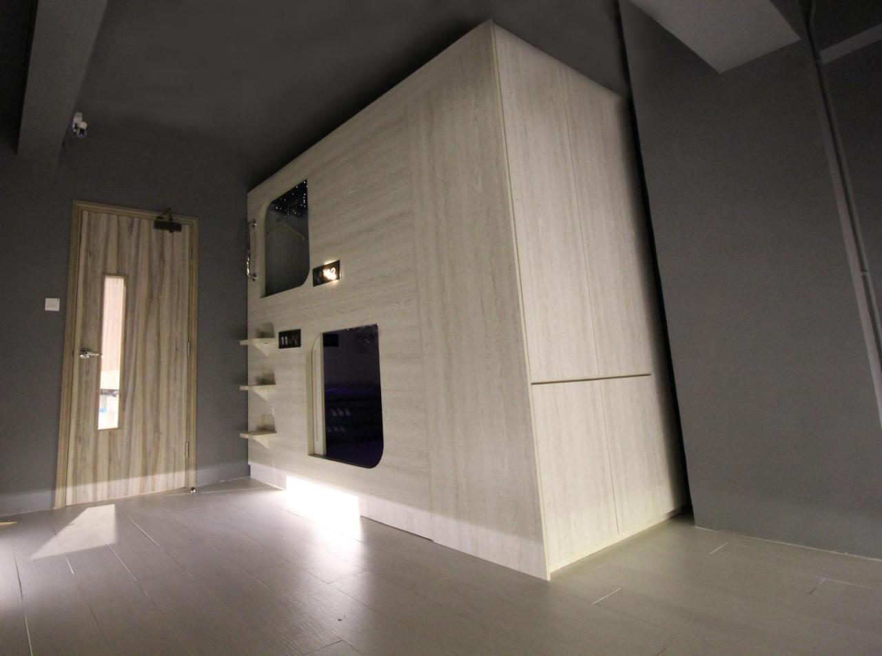 L'Etoile De Mer Mong Kok - Capsule Hotel Цзюлун Экстерьер фото